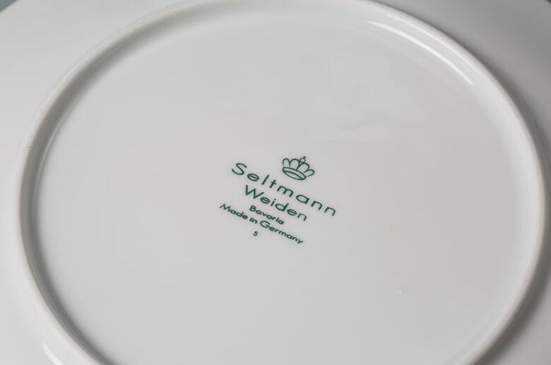 Seltmann weiden餐具餐盘背面光滑度展示
